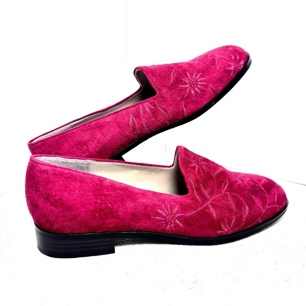 LAURA SCOTT Red Suede Loafers Women’s 9.5M Embossed Floral Slip On Flats